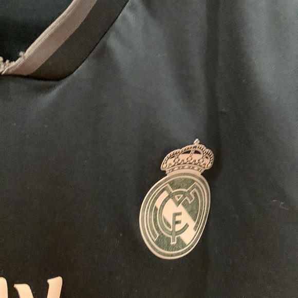 Soccer shirt - Picture 2 of 6